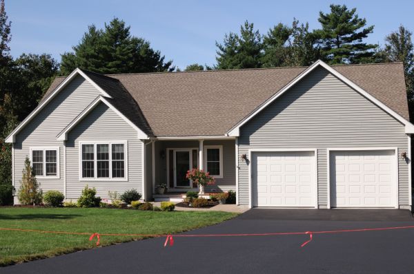 Cost of Blacktop Driveway Sealing in Fort Smith