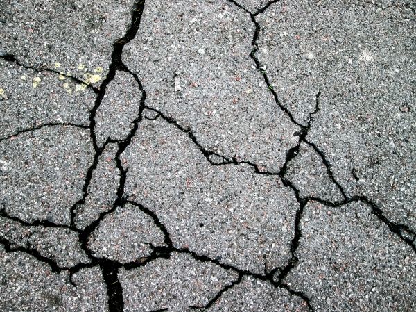 Driveway Crack Filling in Fort Smith
